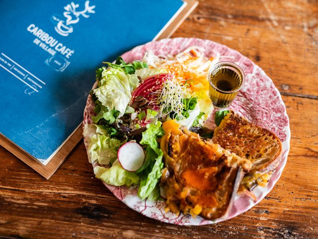 Caribou Café de Village Grilled Cheese sandwich